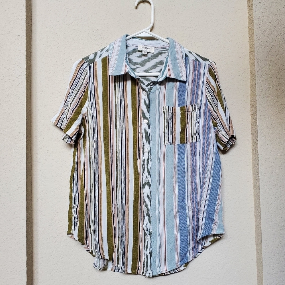 Umgee Button up Top.  Size M